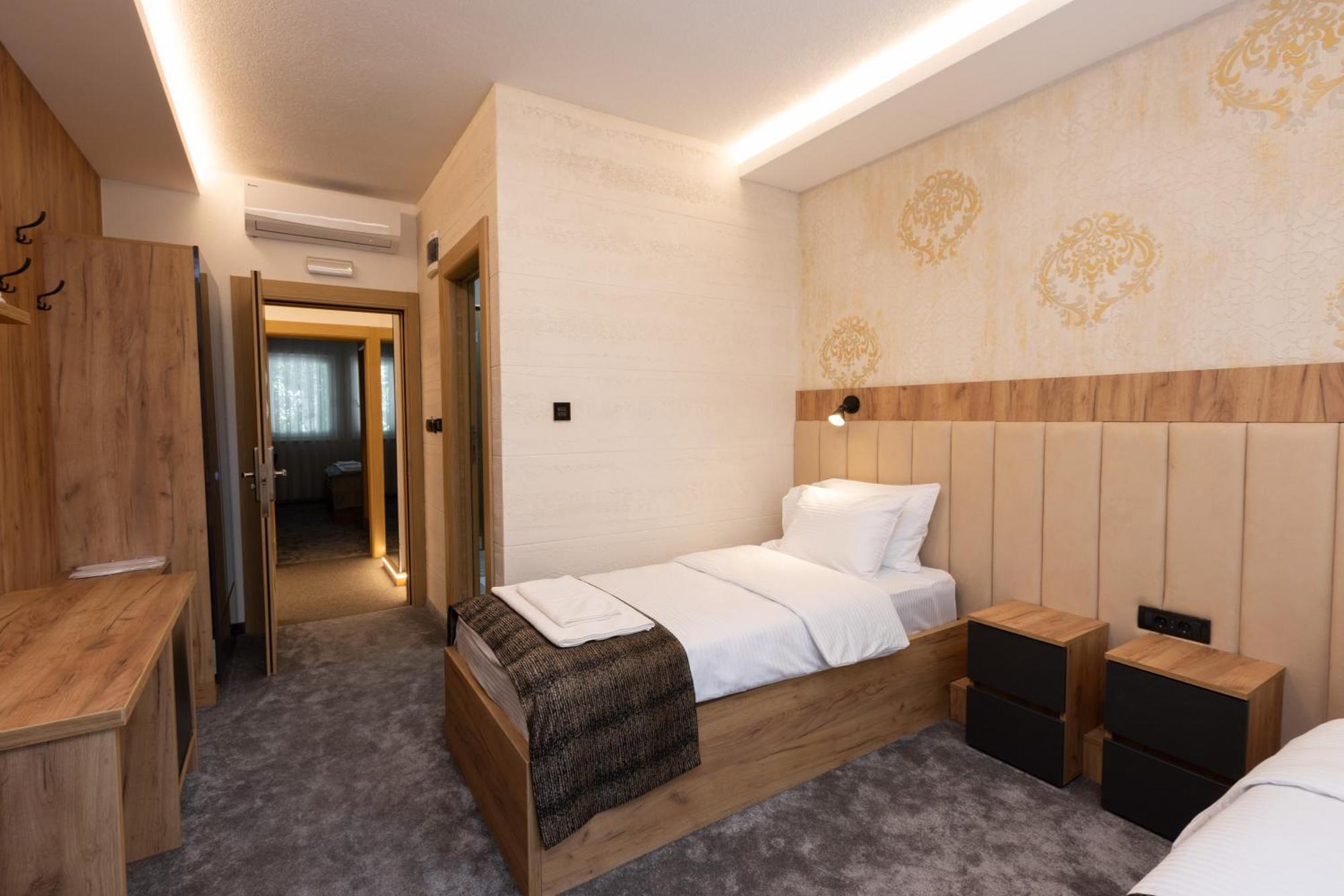Hotel M Star Νόβι Πάζαρ Εξωτερικό φωτογραφία